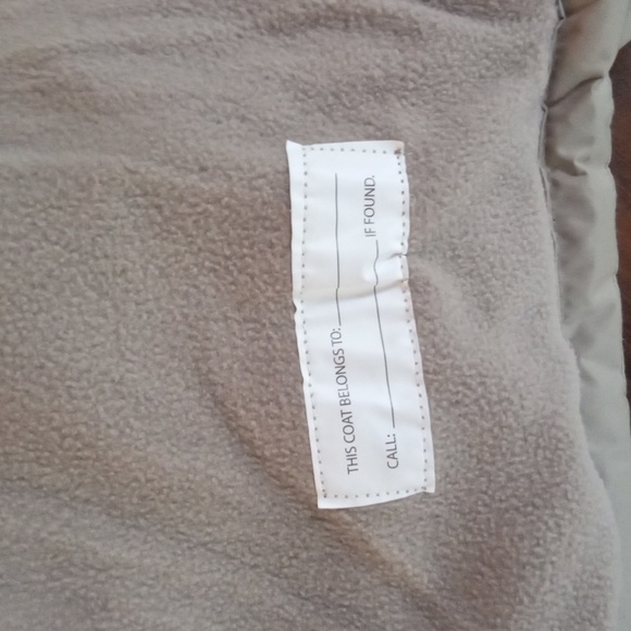 Whales Tail Cream Fleece Lined Hooded Puffer Cold Weather Coat Sz Large - Picture 8 of 10